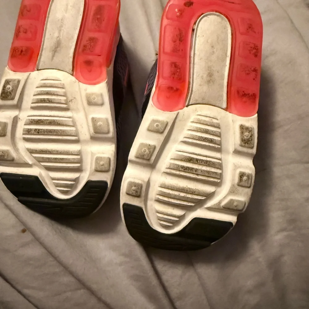 Toddler Nike 270s - Picture 5 of 5